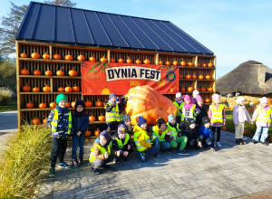 Jesienna przygoda naszych przedszkolaków w Dobroniance – dużo radości, zabawy i kreatywności!