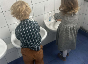 Skąd się biorą Ekologiczne Produkty - Mycie rąk