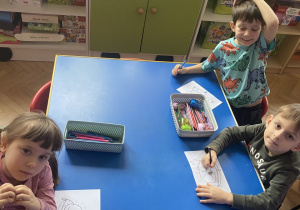 Mały Miś w Świecie Wielkiej Literatury- Dzieci Uczą Dzieci